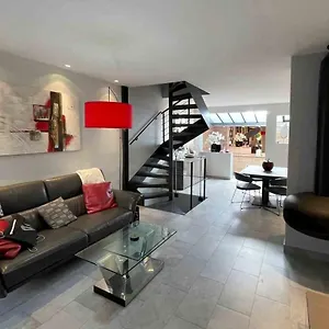  Ferienhaus Charming Townhouse With Garden In The Of